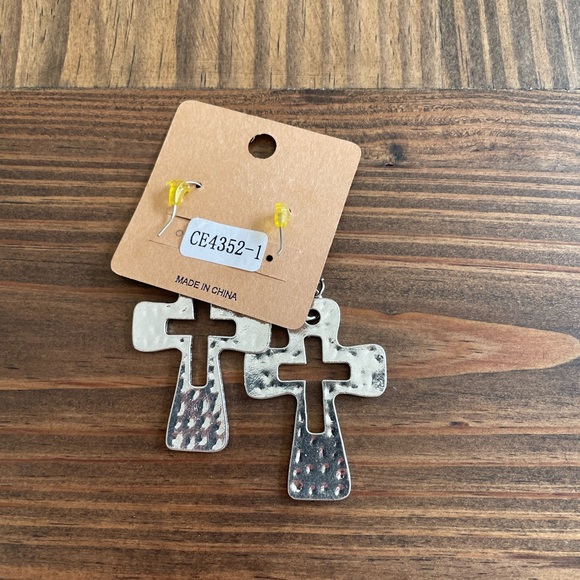 Cross earrings!! - Picture 3 of 3